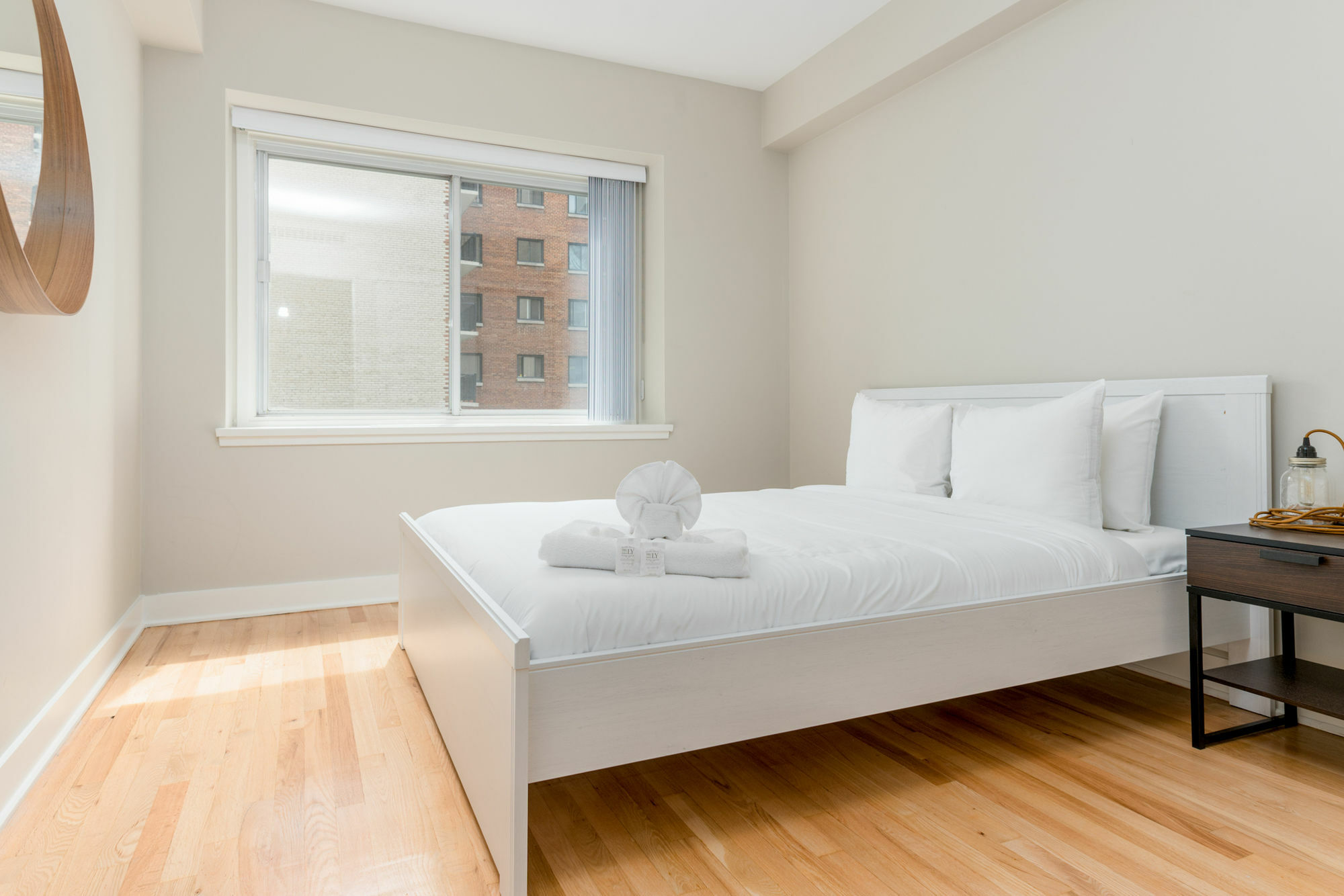 3br In Downtown Mtl By Sonder *